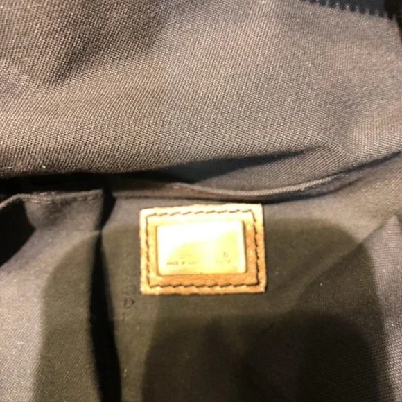 Fendi Tan and Black Leather Shoulder B Buckle Bag - Picture 5 of 6